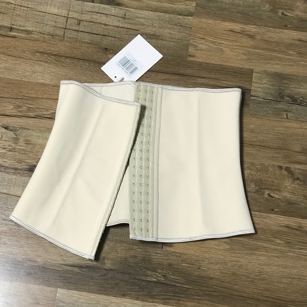Waist trainer